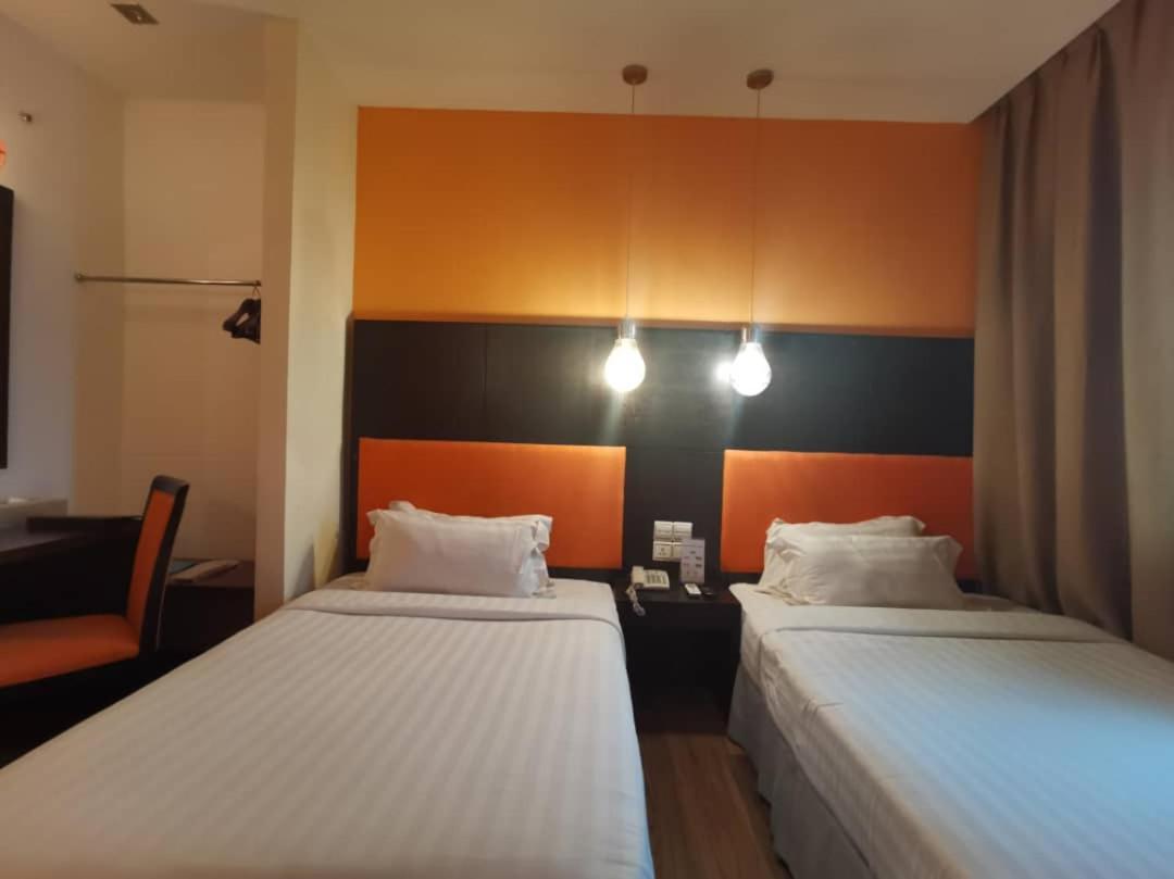 2 Inn 1 Boutique Hotel & Spa SDK Екстериор снимка