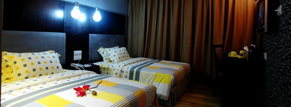 2 Inn 1 Boutique Hotel & Spa SDK Екстериор снимка